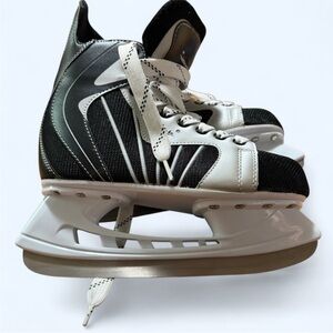 Tebu Ice Hockey Skates Black/Gray – Size 41 EU (Men’s ~8 US)